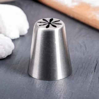 Насадка кондитерская "Цветок" d=3,7 см Насадка кондитерская "Цветок" d=3,7 см