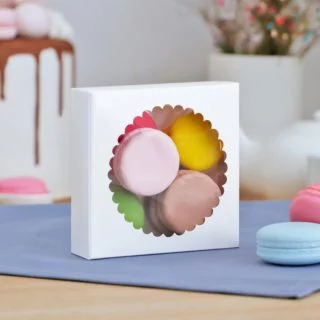 Подарочная коробка сборная с окном, белый, 11,5 х 11,5 х 3 см Подарочная коробка сборная с окном, белый, 11,5 х 11,5 х 3 см
