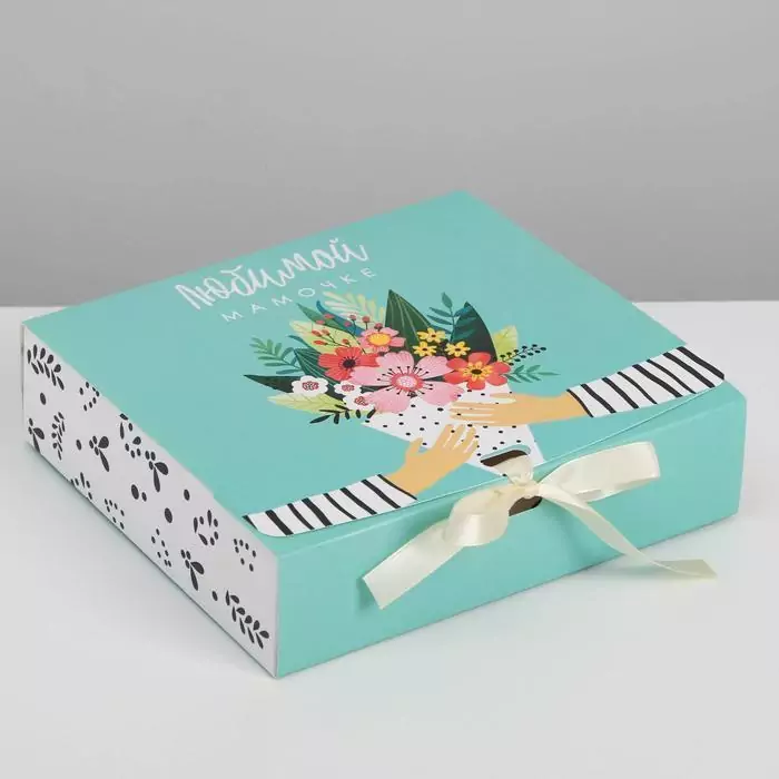 Коробка подарочная "Любимой маме" 20×18×5 см Коробка подарочная "Любимой маме" 20×18×5 см