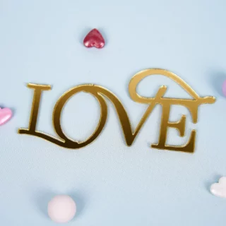 Украшение надпись для торта «Love» 7*4 см Украшение надпись для торта «Love» 7*4 см