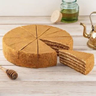 Торт Медовик, CHEESEBERRY, 1.4 кг - 12 порций Торт Медовик, CHEESEBERRY, 1.4 кг - 12 порций